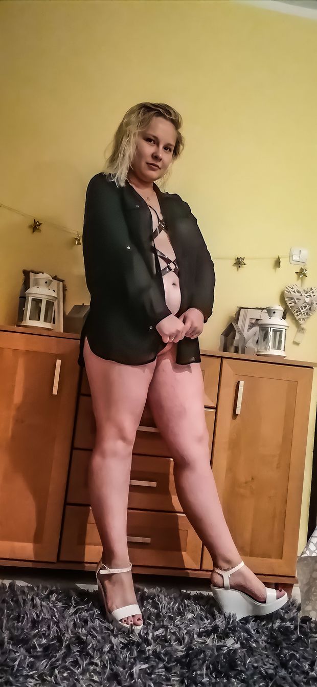 Slut in Harness and high Heels 2