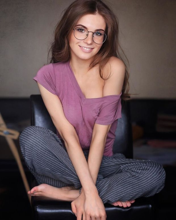 Clothing off the shoulder