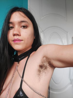hairy armpit