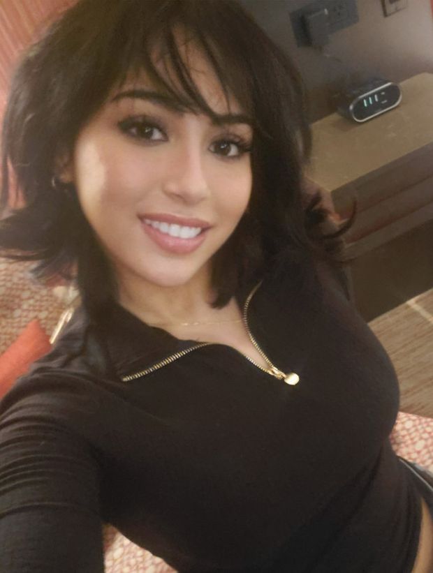 Gorgeous babe