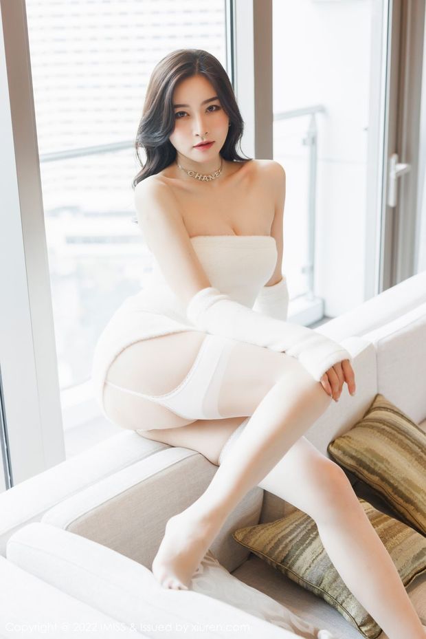 goddess in white