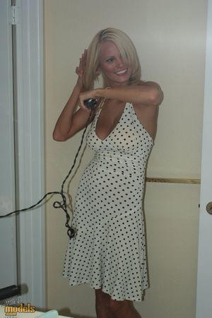 Naughty GF: Getting Ready