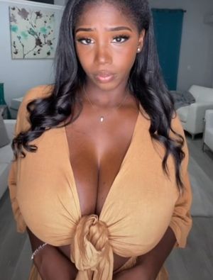 Ellie Mae big boobs tied up top