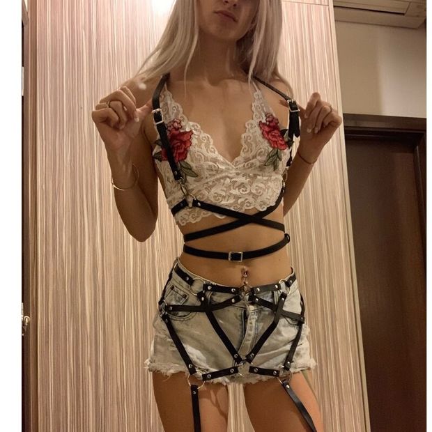 nice straps hun