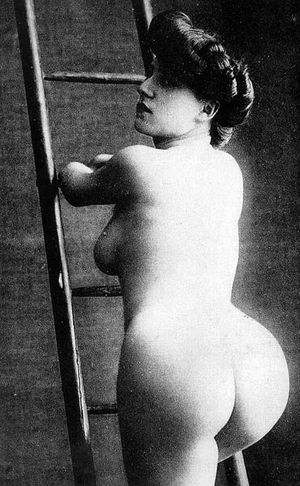 Big Booty Vintage Cutie