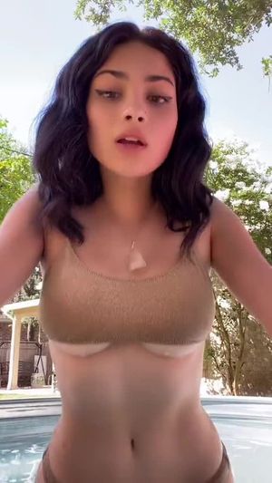 p1impinainteasy hot tub