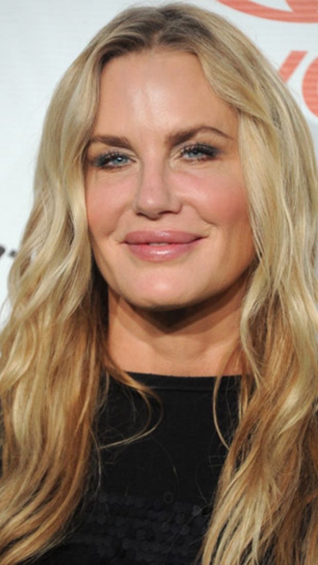Classic Badass Babe : Daryl Hannah