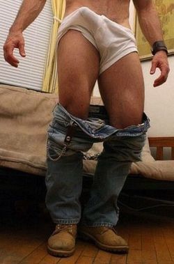 Drop pants reveal … and the dude's already hella-primed … won't take much to get that big thing to 'splode.