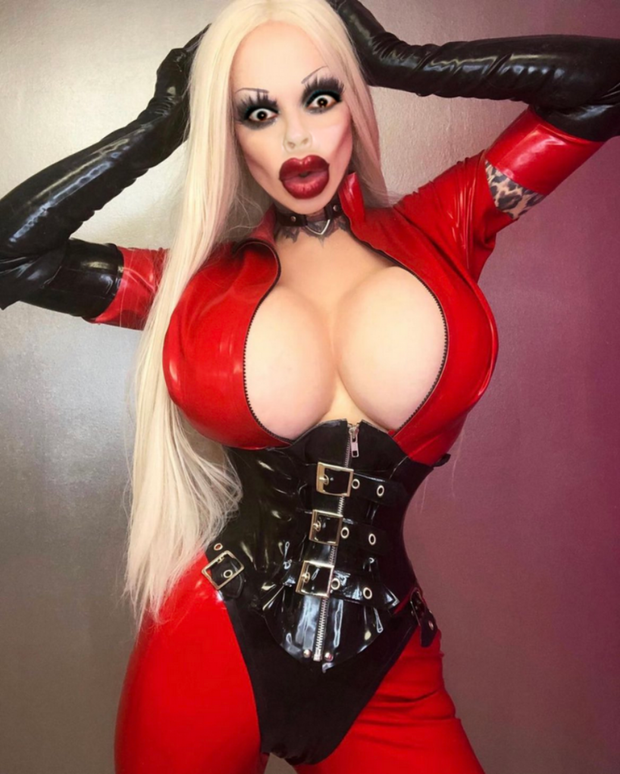 Bimbofied Gurl