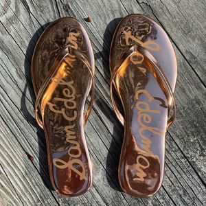 You gotta admit womens flip flops are sexy