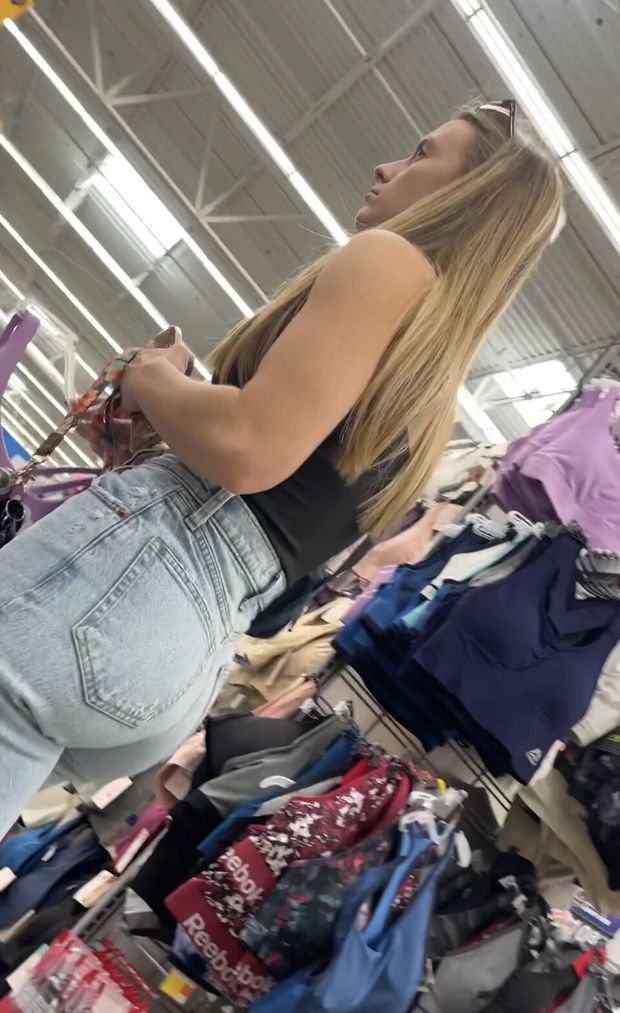 Bubble Blonde Jeans 4