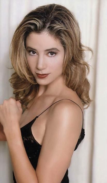 Mira Sorvino