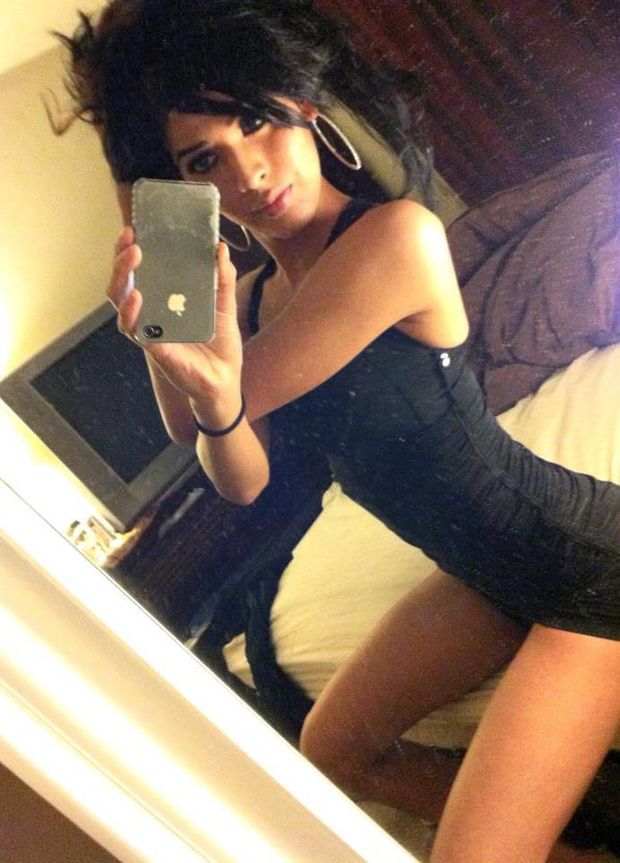 Vanessa Lima tight black dress selfie