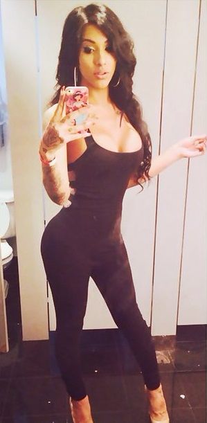 Jane Marie tight outfit selfie