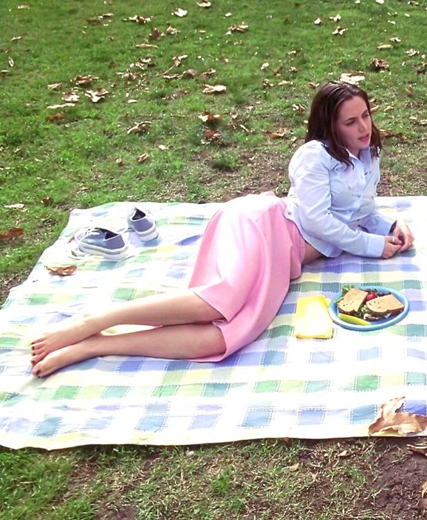 Eliza Dushku at picnic Buffy