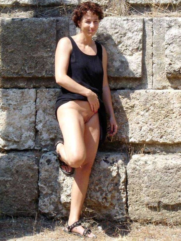upskirt