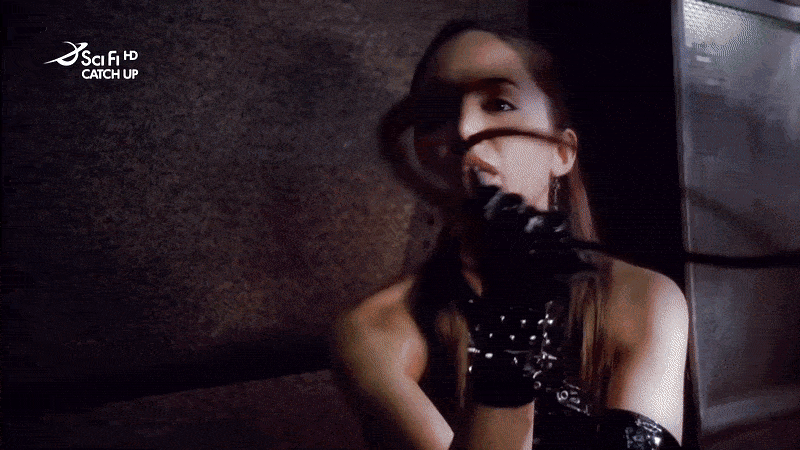 Eliza Dushku is such a babe in black dominatrix outfit!