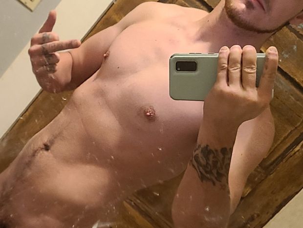 Hot guy looking for porn partners