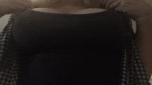 I love flashing my tits