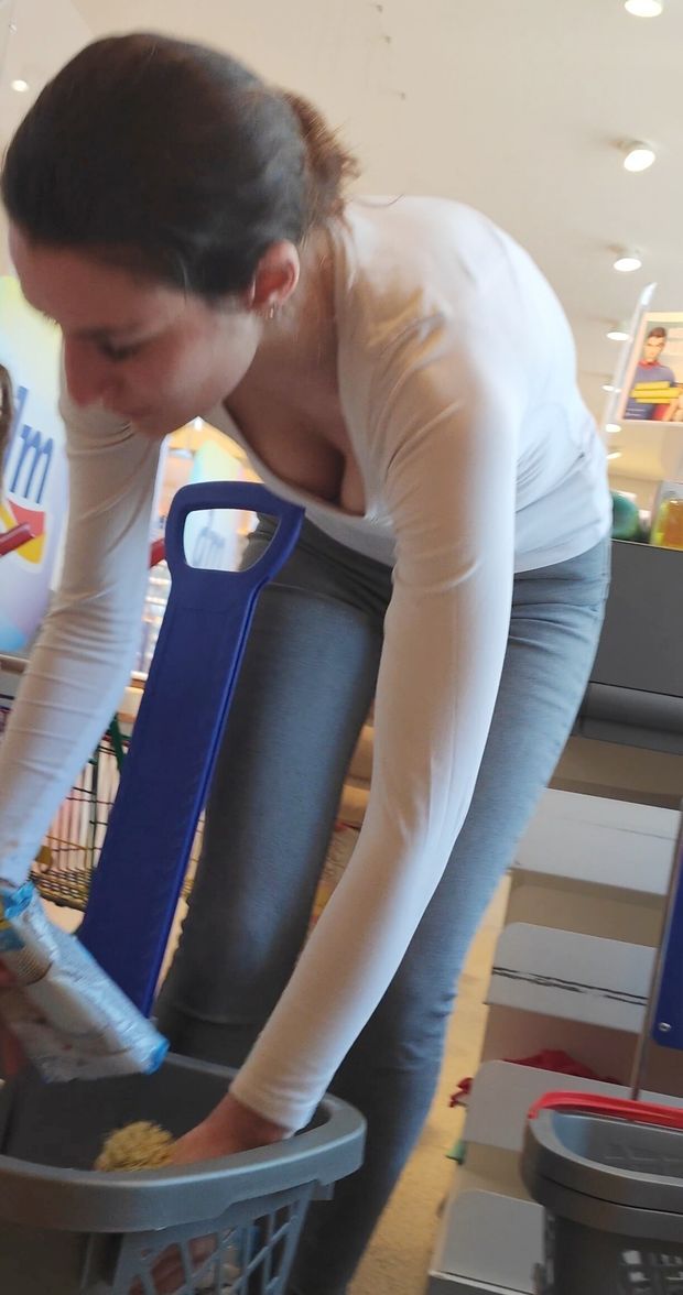 Hot mommy 3