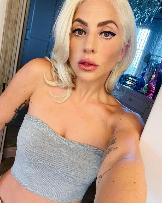 Goddess Facefuck Hot Lips Perfect