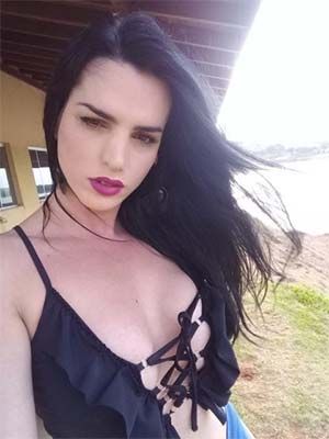 Transsexuelle de Fleury-les-Aubrais 45400 désire un nouveau départ dans sa vie
