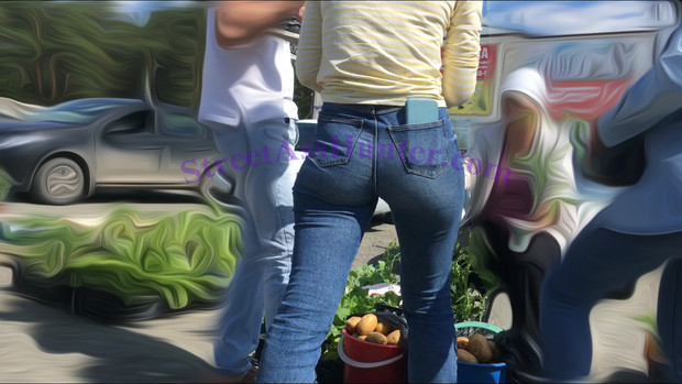 Great ass milf in tight jeans