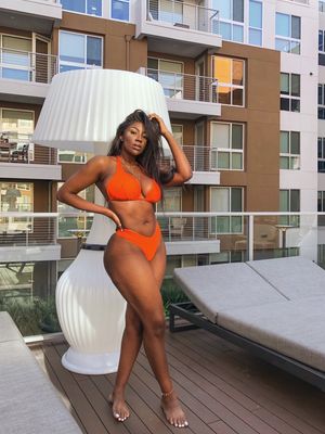 Shani Jamilah looking beautiful in her bikini
