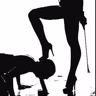 Femdom suck submission