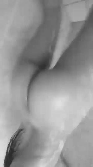 teen shakes her ass in the shower