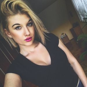 Jerking cock to Ania