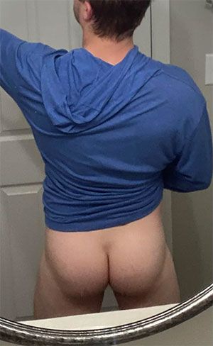 Daddy of 41 years old in Federal Way WA with a great bubble butt to abuse