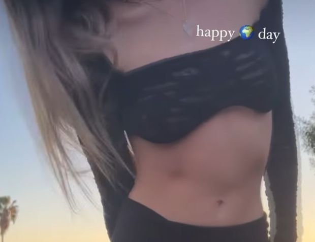 lizzy herlehy black bra