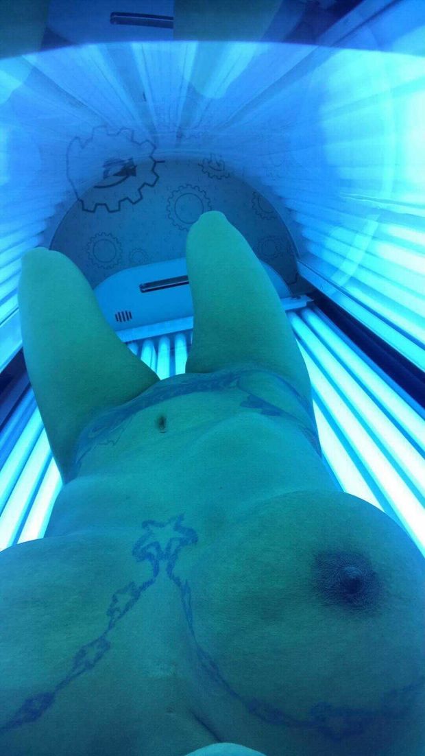 Tanned tits