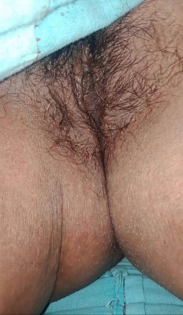 India woman big size chut