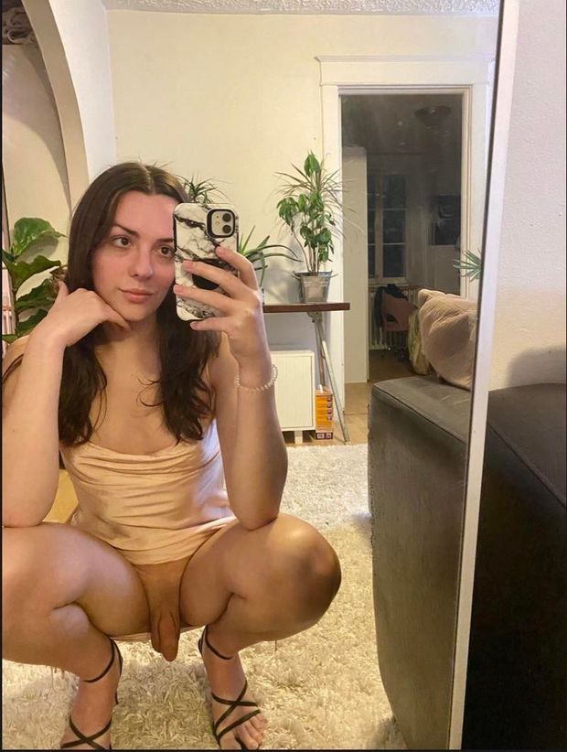 Pretty babe with a bonus
