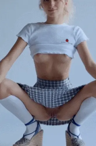 Upskirt plaid skirt
