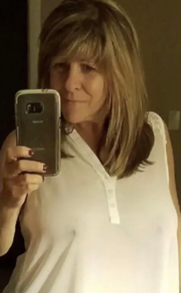 Big nipples Elizabeth