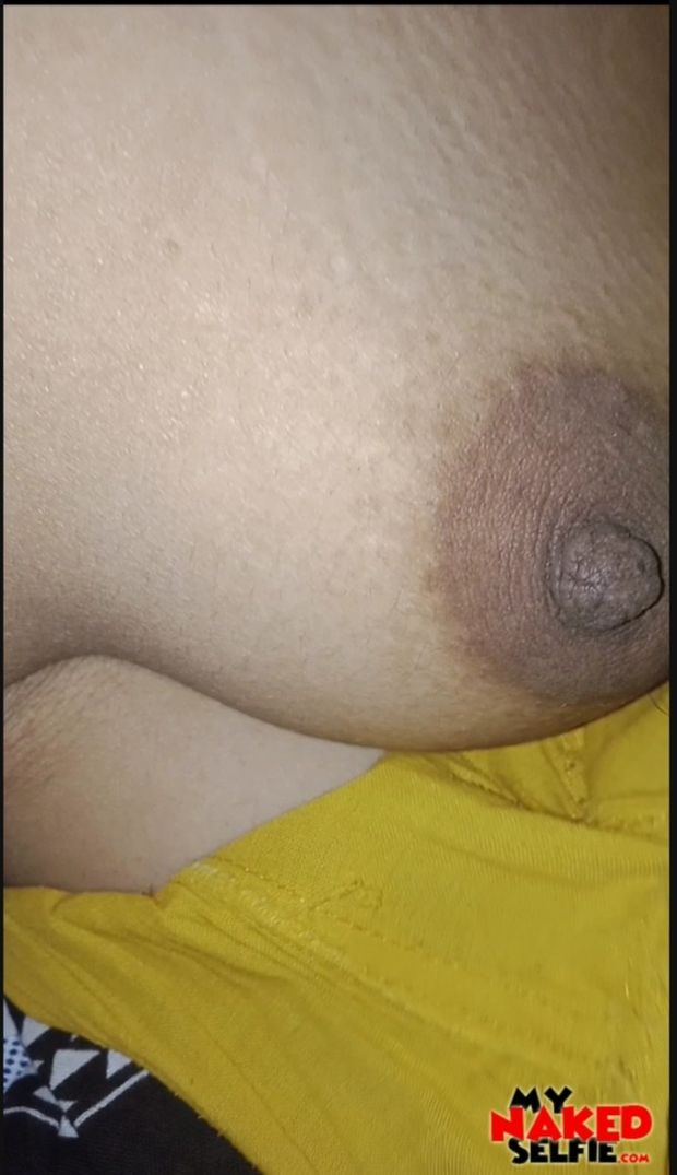 India woman big size boob cute nipple