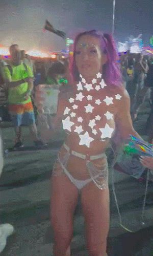 Stars at the Rave