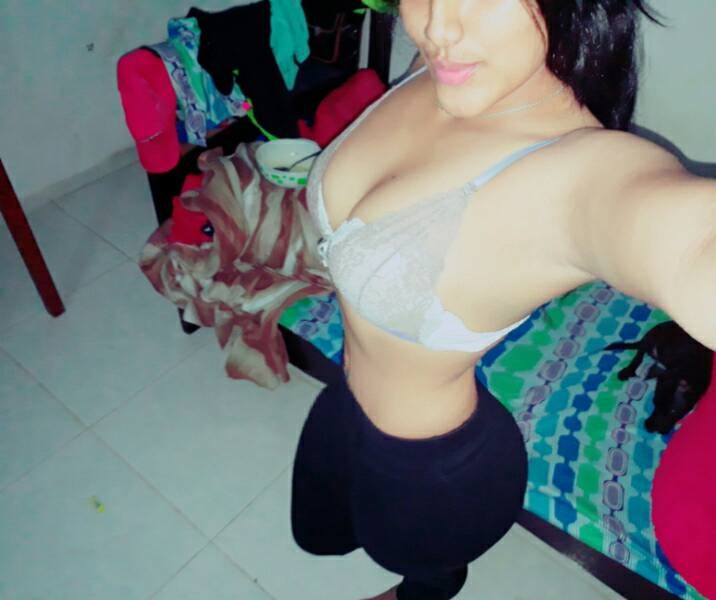 Jaquelin Quiroz / Agudelo perfect tight body with big ass - amazing teen