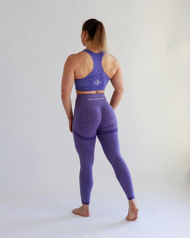 Perfect fit white slut ass in leggings waiting for thug niggas to rip them off and split her white cheeks