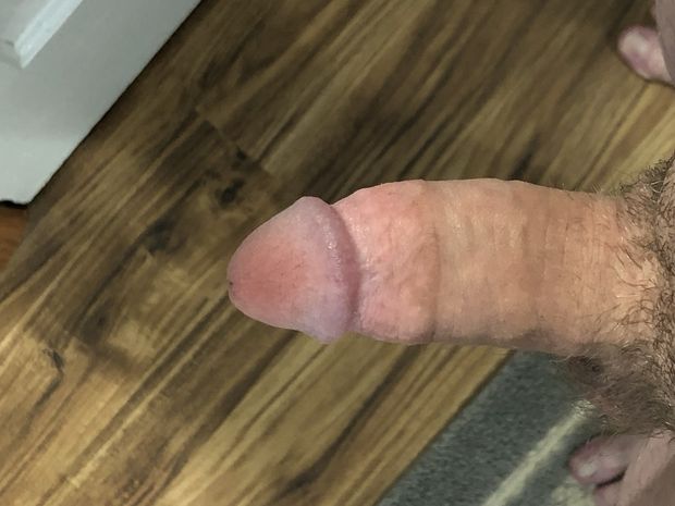 Wanna see your mouth on my cock and feel it grow in your mouth ;)