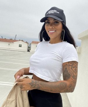 Good looking ebony queen