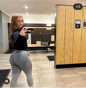Nice ass in gym