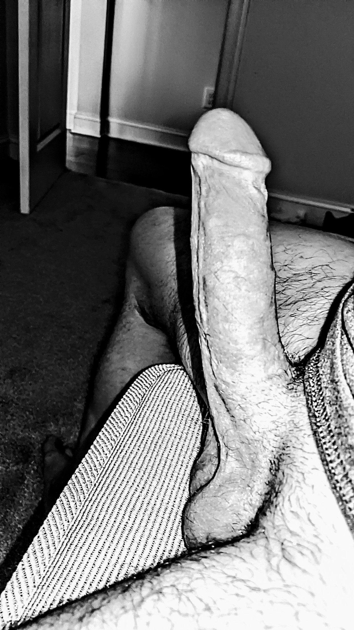 Ready to forget about the man in your life for a few hours, ladies?