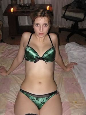 Quiet Chick Nextdoor - She's all horny now