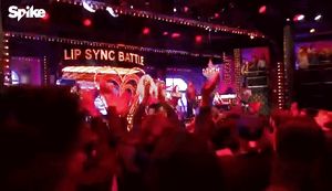 Hayden Panettiere dancing sexy at Lip Sync Rap Battle