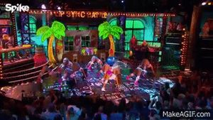 Eva Longoria twerking/bouncing her sexy ass on dance floor during Lip Sync Battle