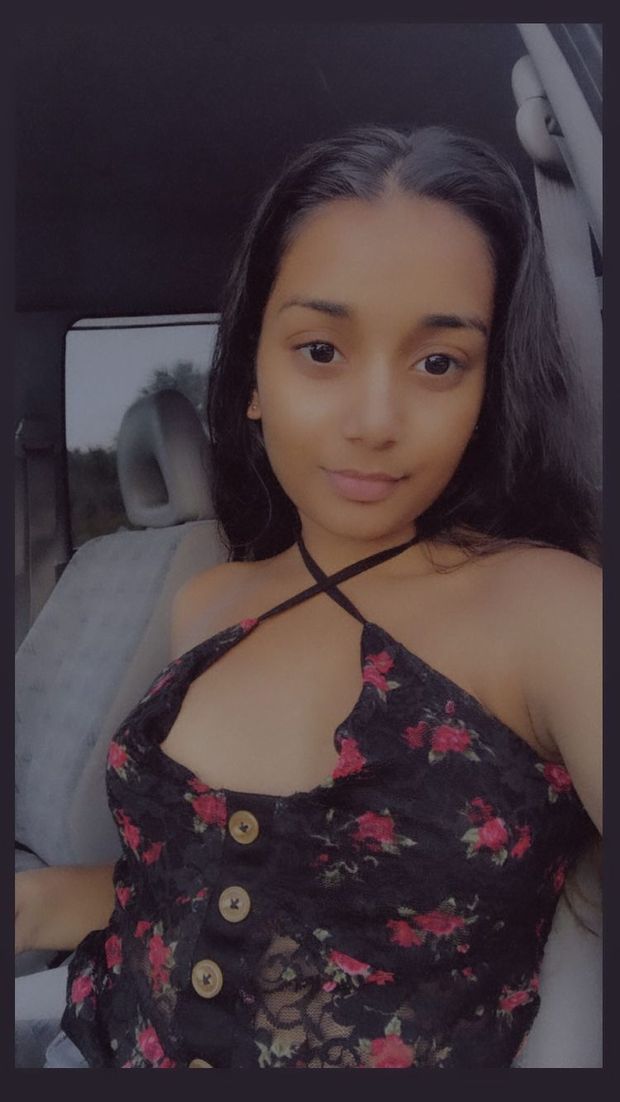 indian selfie